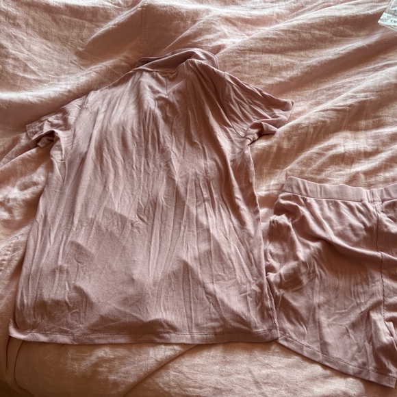 SKIMS Light Pink Women's Pajama Set Soft Lounge Short Sleep Set - Picture 3 of 6